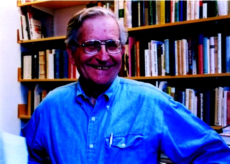 Photo du film : Noam chomsky : pouvoir et terreur