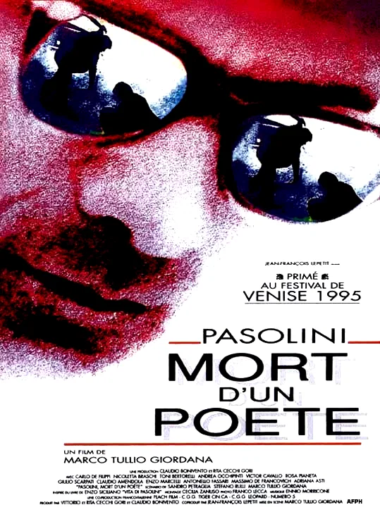 Affiche du film : Pasolini mort d'un poete