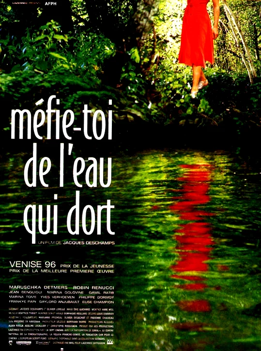Affiche du film : Mefie toi de l'eau qui dort