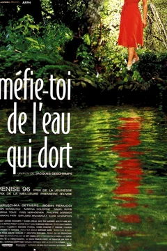 Affiche du film Mefie toi de l'eau qui dort