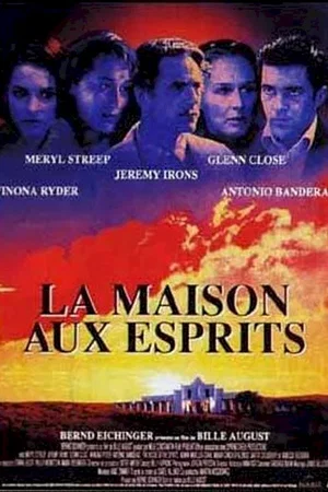Affiche du film : La maison aux esprits