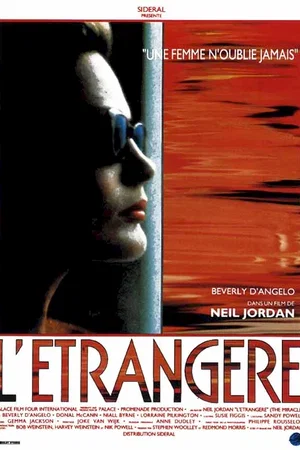 Photo 1 du film : L'Etrangère