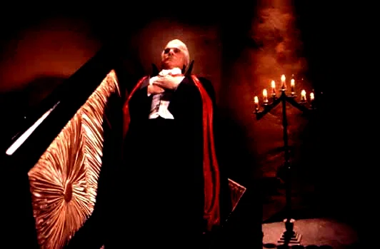 Photo du film : Dracula mort et heureux de l'etre