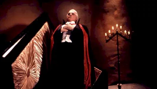 Photo 5 du film : Dracula mort et heureux de l'etre
