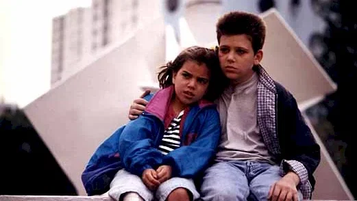 Photo 2 du film : Certains l'aiment court 4 legendes u