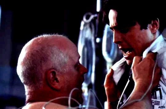 Photo 6 du film : Mesure d'urgence