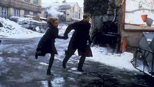 Photo 4 du film : Le saint