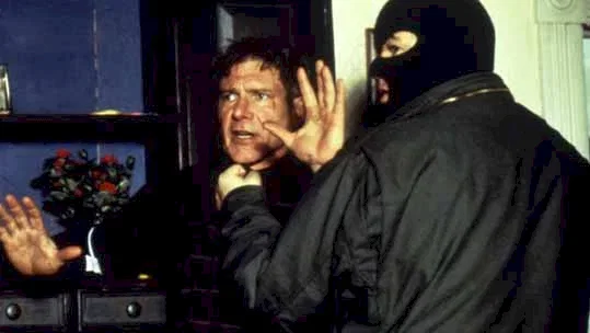 Photo 2 du film : Ennemis rapproches