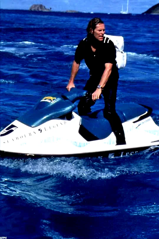 Photo 3 du film : Speed 2 : Cap sur le danger