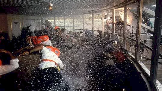 Photo du film : Speed 2 : Cap sur le danger