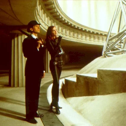 Miniature photo du film : Chapeau melon et bottes de cuir