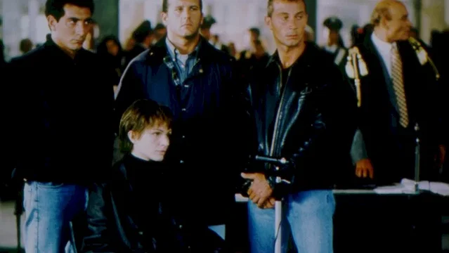 Photo 2 du film : Mains fortes