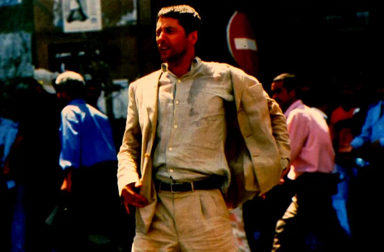 Photo 2 du film : La-bas... mon pays