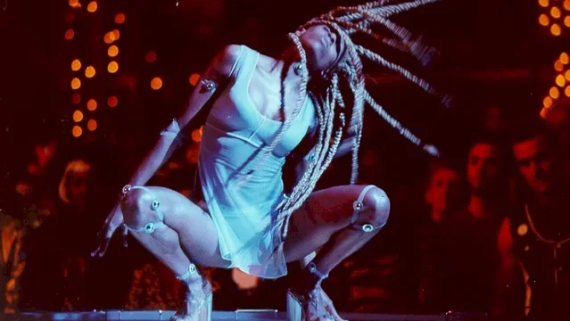 Photo 3 du film : The dancer
