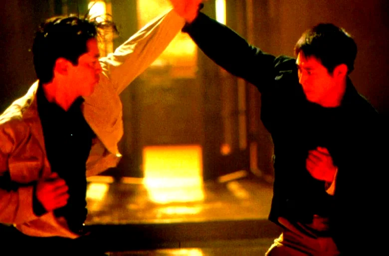 Photo 4 du film : Romeo doit mourir