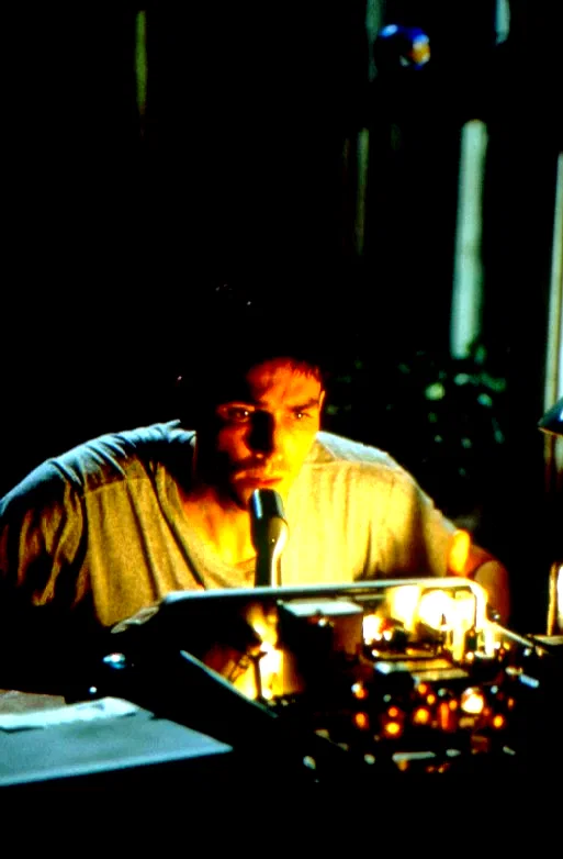 Photo 16 du film : Frequence interdite