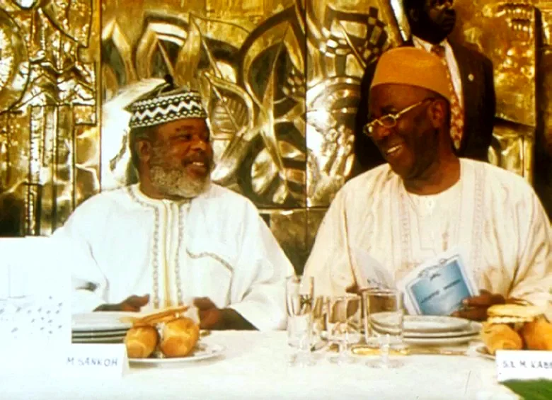 Photo 5 du film : Nouvel ordre mondial (quelque part en afrique)
