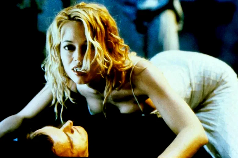 Photo 3 du film : Dracula 2001