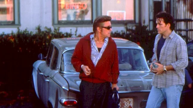 Photo 2 du film : Divine mais dangereuse