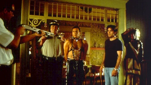 Photo 4 du film : Divine mais dangereuse