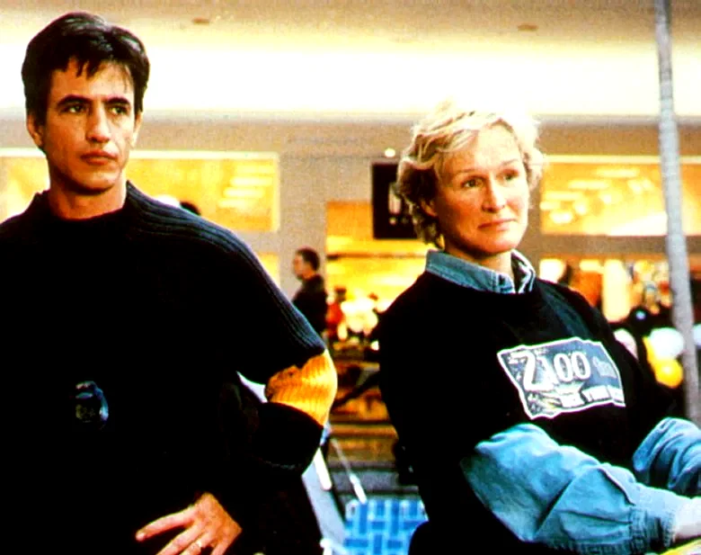 Photo 2 du film : The safety of objects