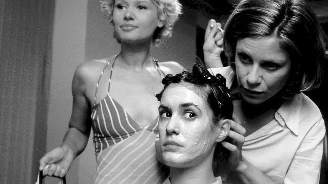 Photo du film : Filles perdues, cheveux gras
