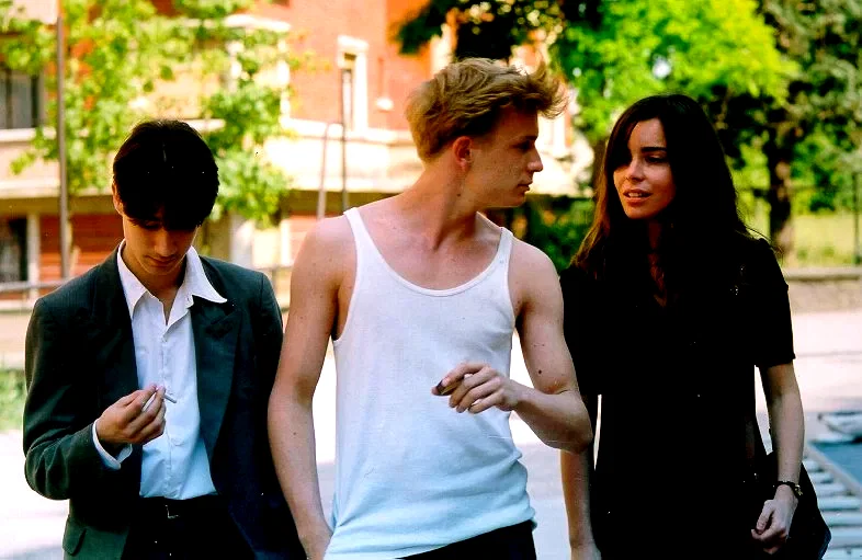 Photo 2 du film : La guerre a paris