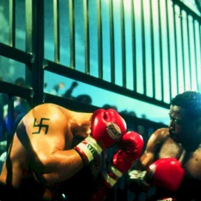 Photo du film : Un seul deviendra invincible