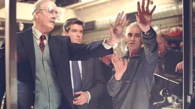 Photo du film : Meurs un autre jour