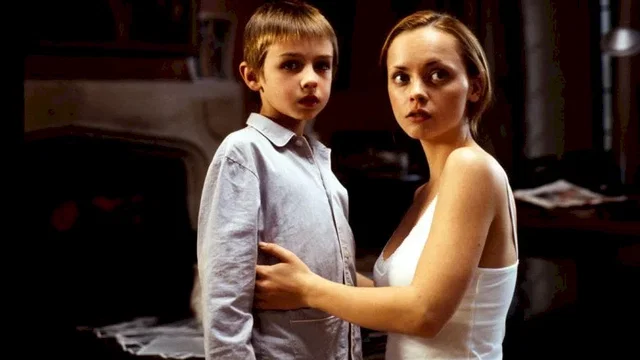 Photo 2 du film : Les temoins