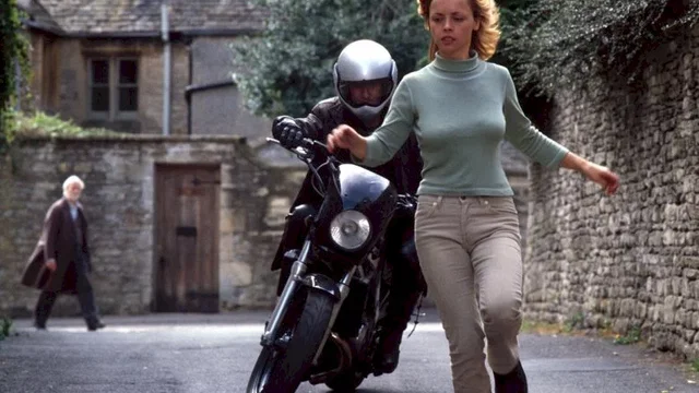 Photo 7 du film : Les temoins