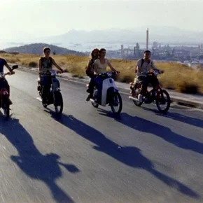 Photo du film : Le monde commence chaque jour
