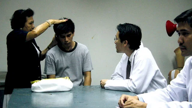 Photo 8 du film : Syndromes and a century