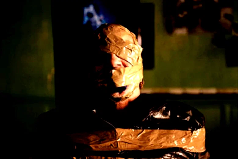 Photo 8 du film : Héros