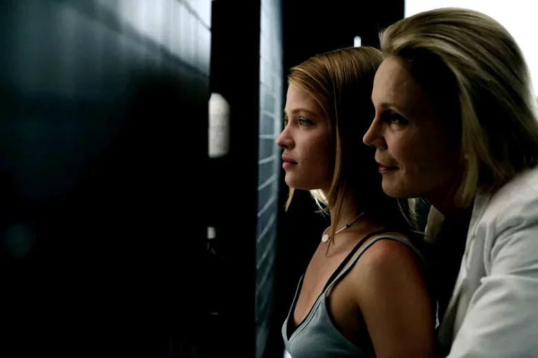 Photo 7 du film : Chrysalis