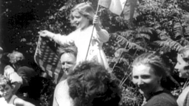 Photo 5 du film : Liberation