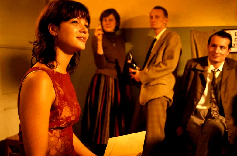 Photo 6 du film : Le perroquet rouge