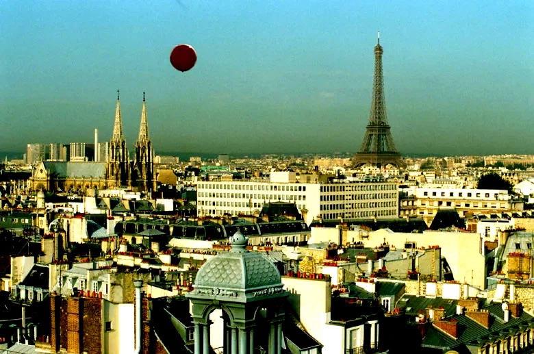 Photo 4 du film : Le voyage du ballon rouge