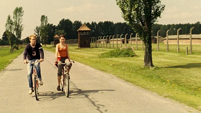 Photo du film : Et puis les touristes