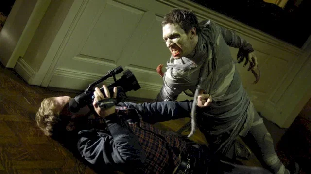 Photo 5 du film : Chroniques des morts-vivants