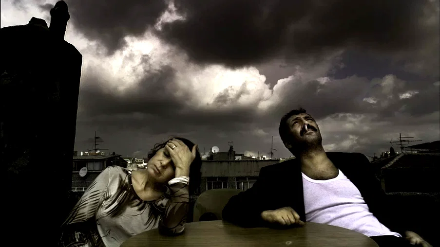 Photo 4 du film : Les Trois Singes