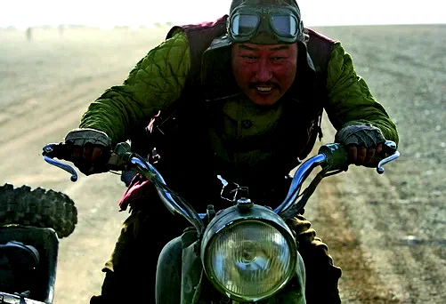 Photo 4 du film : Le bon, la brute et le cinglé