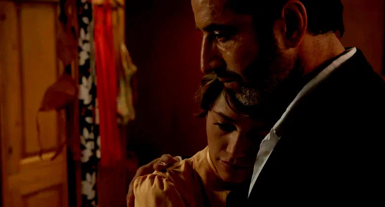 Photo 4 du film : Le bruit des gens autour