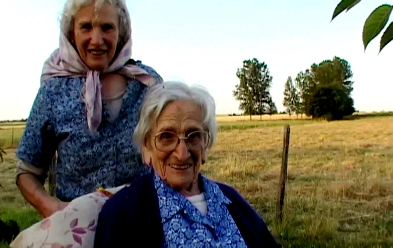 Photo 2 du film : Yvette, bon dieu !