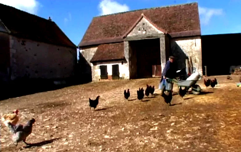 Photo 4 du film : Yvette, bon dieu !