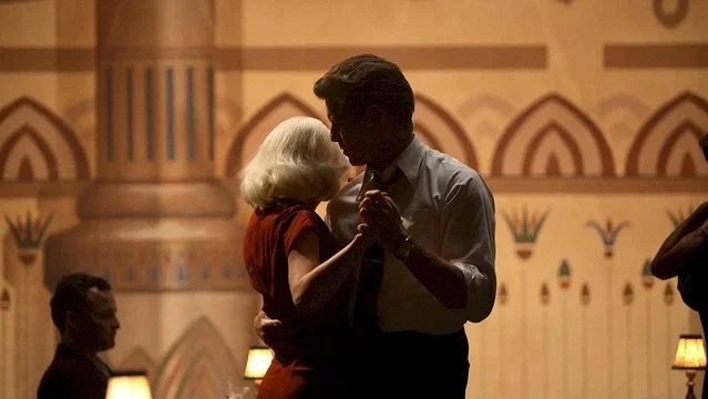 Photo 3 du film : Married life 