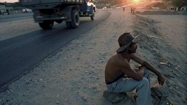 Photo 9 du film : Puisque nous sommes nés
