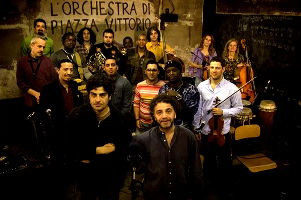 Photo 2 du film : L'Orchestra 