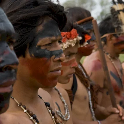 Miniature photo du film : La terre des hommes rouges