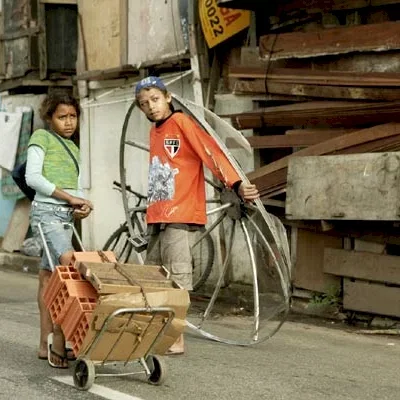 Miniature photo du film : Les enfants invisibles